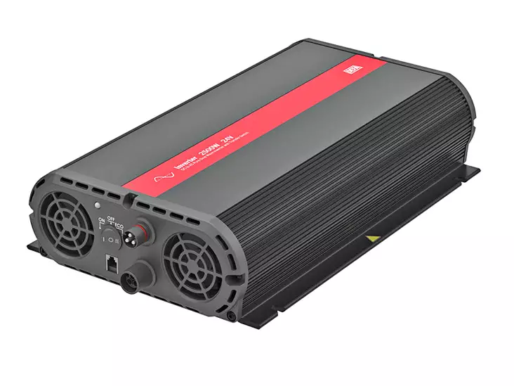 DEFA INVERTTERI 24V 2500W PLUGIN SIS. AUTOSWITCH - Yleisosat ja tarvikkeet - 12560 - 1