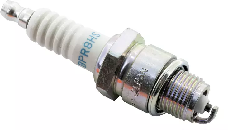 NGK sparkplug BPR8HS - Yleisosat - Sytytystulpat - 109310 - 1