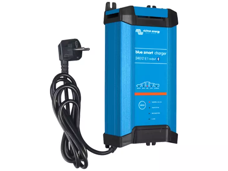 VICTRON BLUE SMART IP22 LATURI 24/12(1) 230V - Yleisosat ja tarvikkeet - 49250 - 1