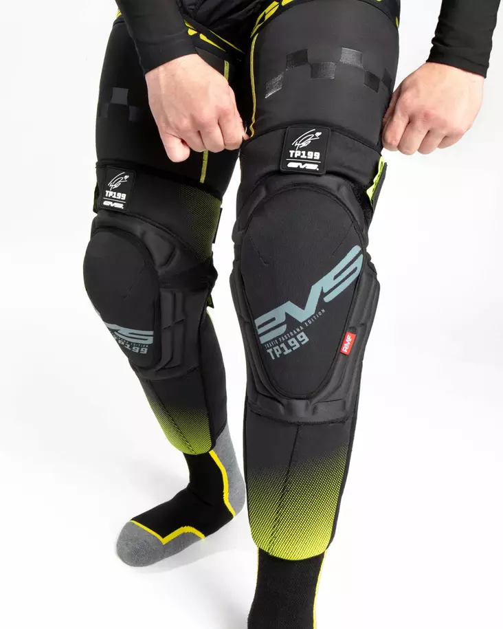 EVS TP199 Polvi-/säärisuojat Musta/Hi Vis S/M - MP Polvisuojat & -tuet - 69741 - 1