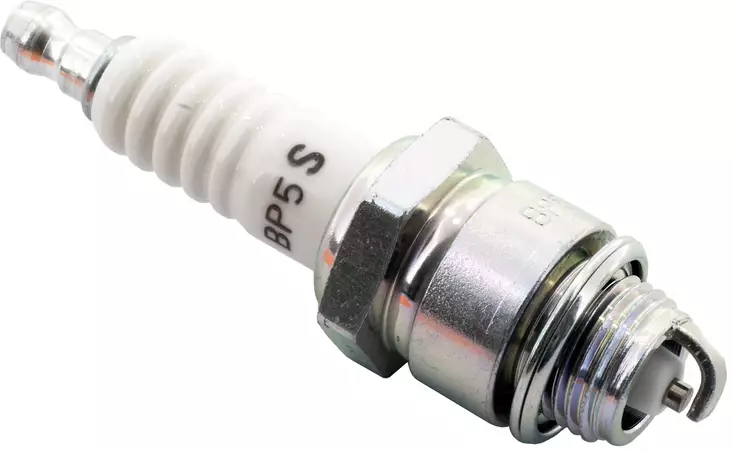 Ngk Sparkplug BP5S (4) - Yleisosat - Sytytystulpat - 109431 - 1