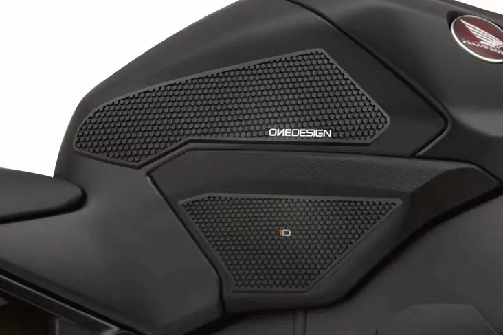 Puig Lateral Tank Pads Honda C/Black - Moottoripyörän Tankinsuojat - 97081 - 1