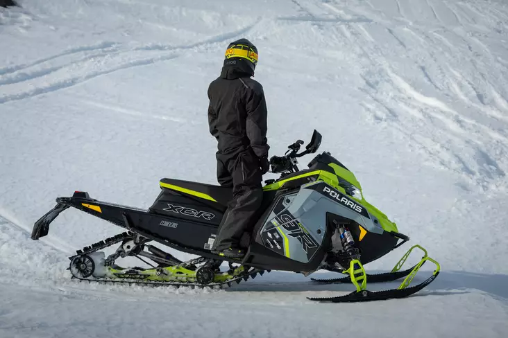 AMOQ Flex Light Haalari Musta L - Moottorikelkan Haalarit - 85984 - 1
