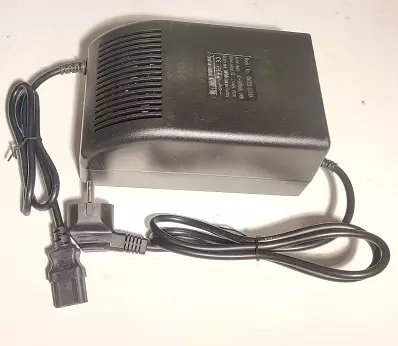 Autokruiser: Laturi - Autokruiser - 167354 - 1