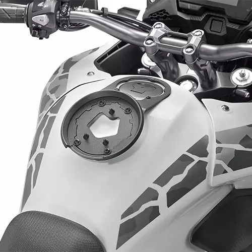 GIVI SPECIFIC FLANGE FOR TANLOCK - Moottoripyörän Laukkujen kiinnityssarjat & tavaratelineet - 113204 - 1
