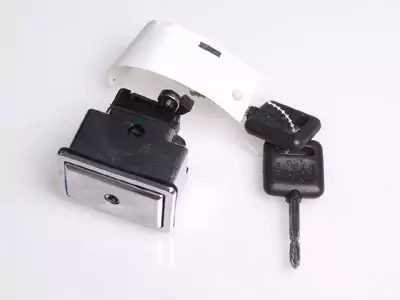 TAKAL.LUKKO 252205 P-605 - Yleisosat ja tarvikkeet - 72634 - 1