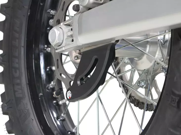 AXP Rear Disc Guard Black Husqvarna 14-25 / KTM 12-25 / Sherco 12-25 - Moottoripyörän Suojat & suojukset - 93845 - 1