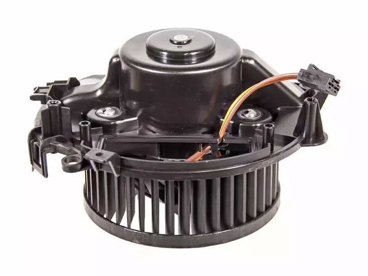 MAHLE RHD LÄM. MOOTTORI VAG - Yleisosat ja tarvikkeet - 17905 - 1