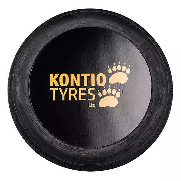 Tyres renkaan mainoskeskiö - Esillepano - 115105 - 1