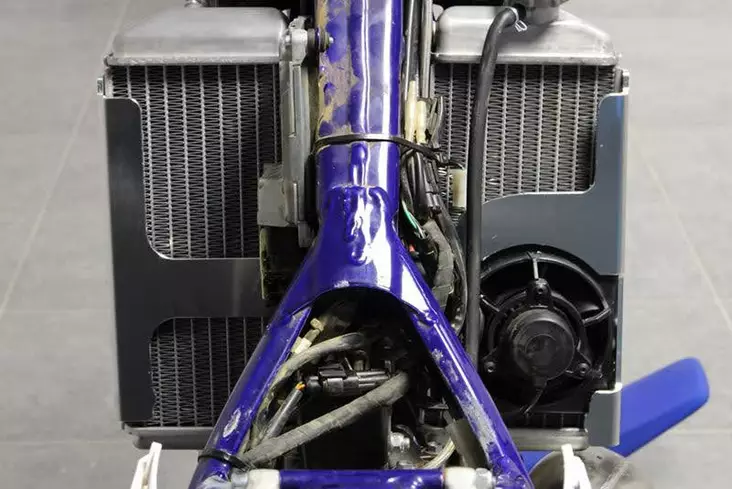 AXP Radiator Braces Sherco 250/300 SE RACING/SE FACTORY 20-22 - Moottoripyörän Suojat & suojukset - 94246 - 1