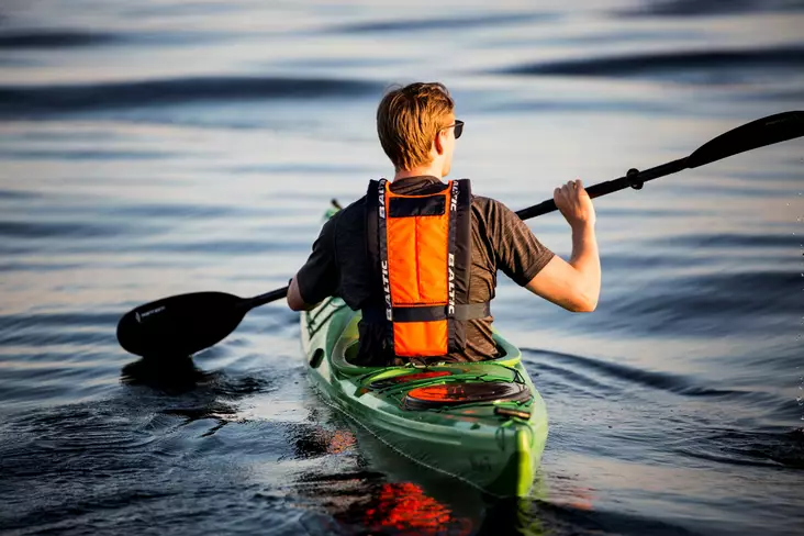 Baltic Canoe Hydro kelluntaliivi oranssi/navy 40-130kg - Kelluntaliivit - 114136 - 1