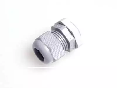 LÄPIVIENTI PG11+MUTTERI 19MM REIKÄÄN - Yleisosat ja tarvikkeet - 46326 - 1