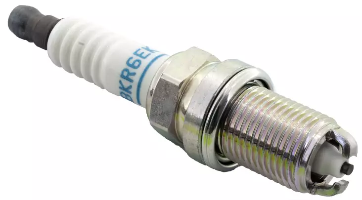 NGK sparkplug BKR6EKU - Yleisosat - Sytytystulpat - 109496 - 1