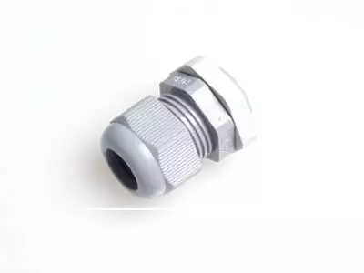 LÄPIVIENTI PG9+MUTTERI 15,5MM REIKÄÄN - Yleisosat ja tarvikkeet - 45987 - 1