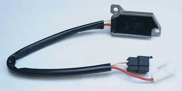 Regulaattori Yamaha - Moottoripyörän Sytytys & lataus - 95117 - 1