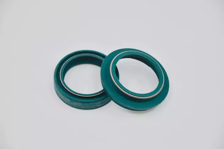 SKF Oil & Dust Seal 35 mm. - MARZOCCHI - Moottoripyörän Etuteleskoopit - 105167 - 1