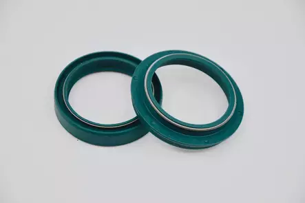 SKF Oil & Dust Seal 45 mm. - MARZOCCHI - Moottoripyörän Etuteleskoopit - 104298 - 1