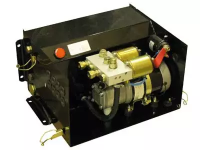HYDRAULIYKSIKKÖ 24V 2KW/3,3CC 11,2L SÄILIÖ - Yleisosat ja tarvikkeet - 17309 - 1
