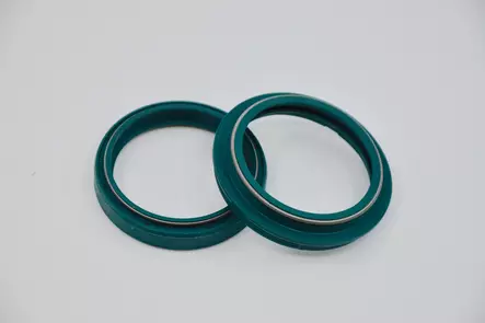 SKF Heavy Duty Oil & Dust Seal 48 mm. - ZF SACHS - Moottoripyörän Etuteleskoopit - 104949 - 1